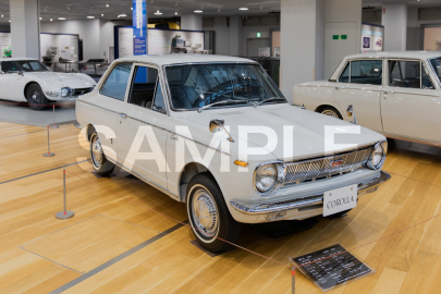 初代トヨタカローラKE10型