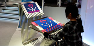 Pattern Weaving Bench